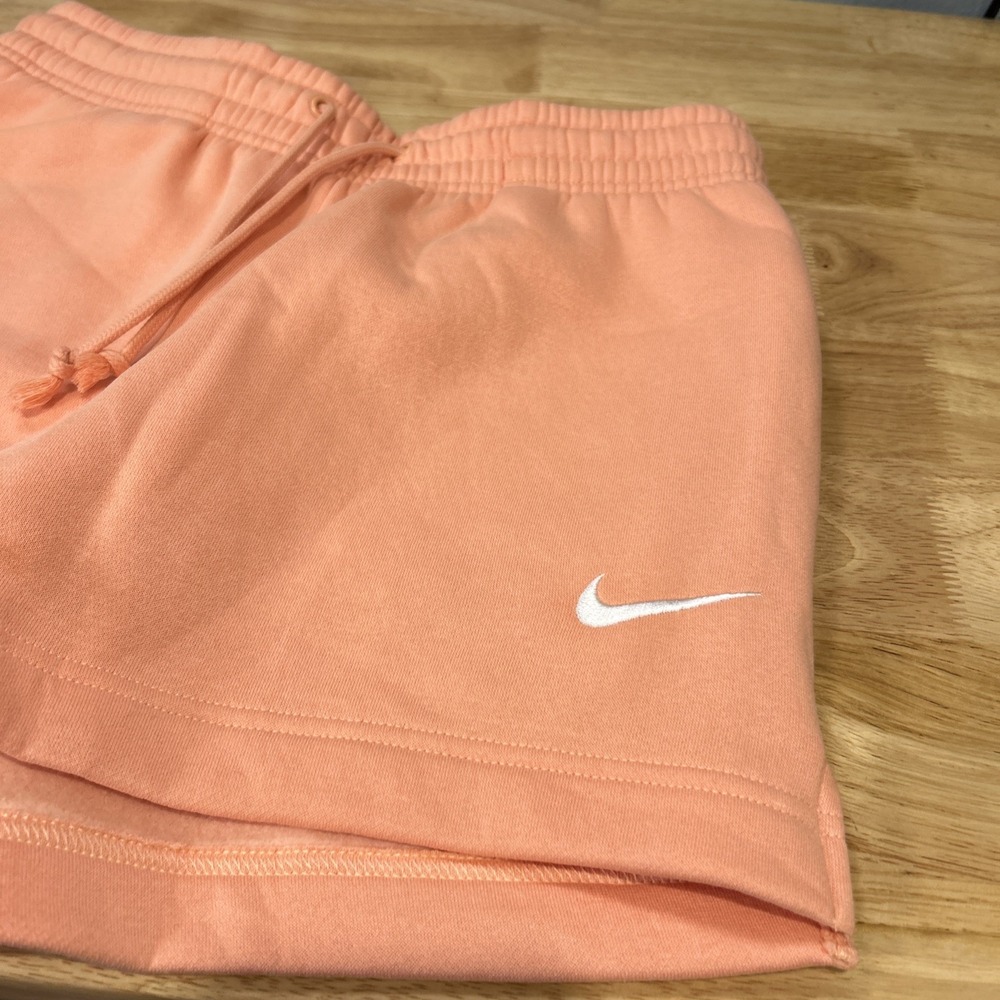 Nike Sportswear Mid Rise Fleece Shorts Small IH2108-844 Peach Workout Womens - Picture 3 of 11